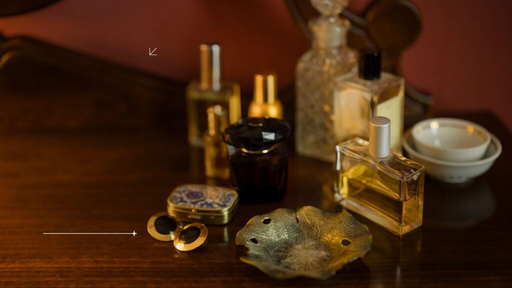 black elegant minimalist perfume presentation